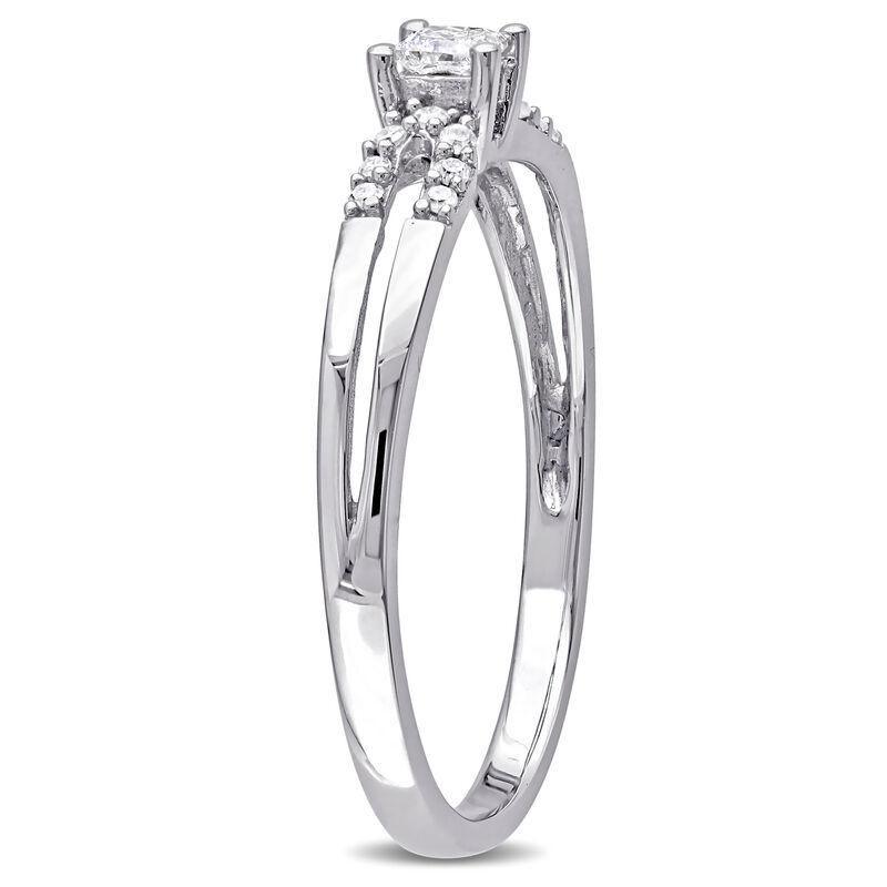 Princess-Cut 1/6ctw. Diamond Promise Ring in 10k White Gold image number null