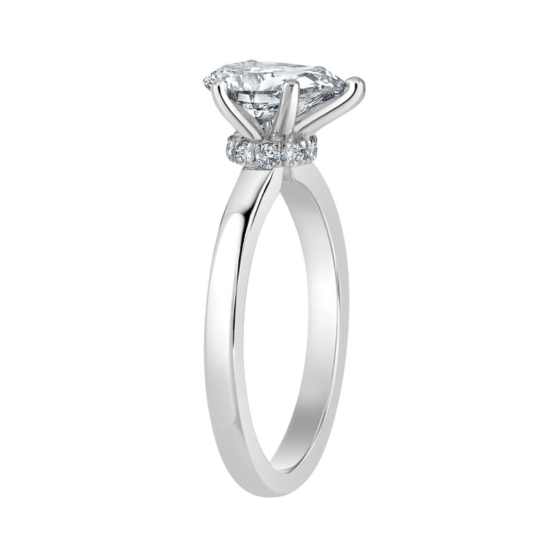 Pear-Shaped Lab Grown 1 1/2ct. FG VS Diamond Ribbon Halo Solitaire Engagement Ring in 14k White Gold image number null