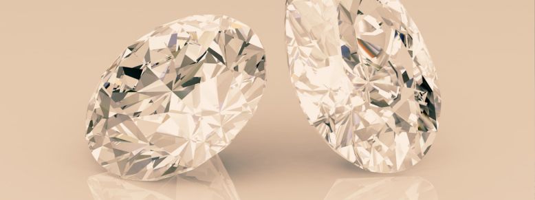 
Lab Grown Diamonds Vs. Mined Diamonds: What You Should Know

