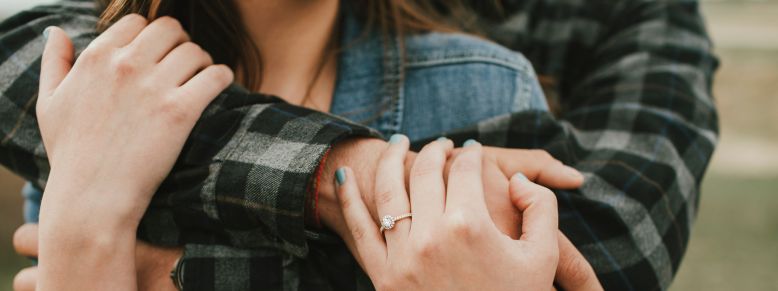 5 Unique Engagement Ring Designs for Extra Bling on Your Big Day